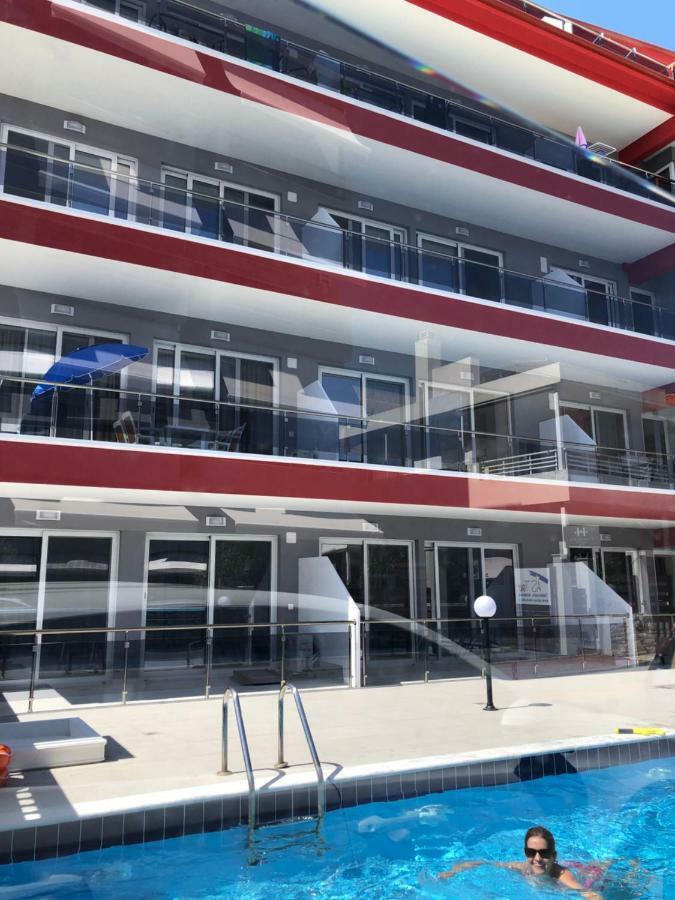 Red Luxury Aqua Aparthotel Paralia Katerinis Exterior photo